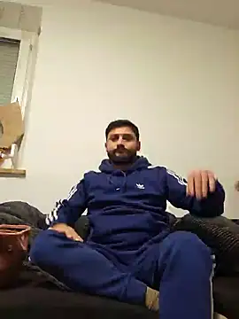 Mehmet2304 online show from January 9, 2025, 10:31 pm