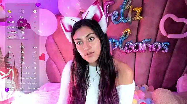 sweetfoxy 17 online show from February 18, 2025, 10:03 pm