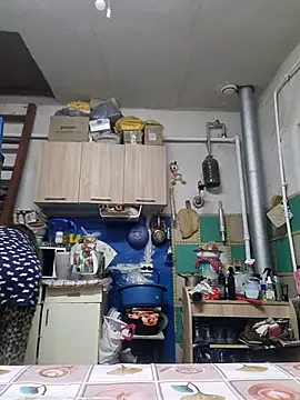 Jyleta online show from February 12, 2026, 11:55 pm