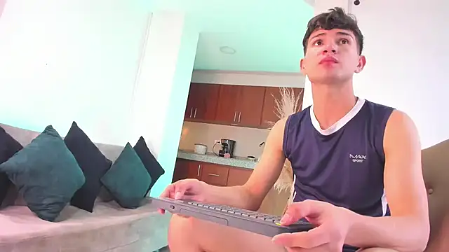 orlando yate online show from February 23, 2025, 9:48 pm