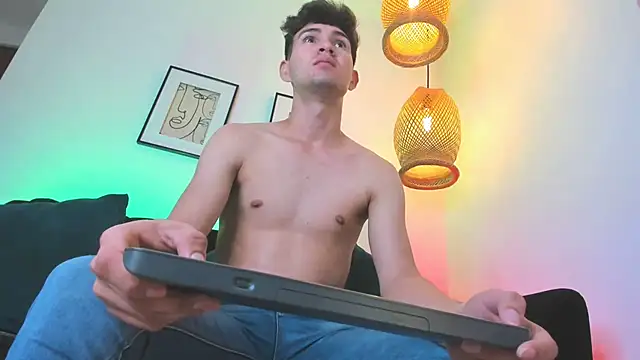 orlando yate online show from February 25, 2025, 10:07 pm