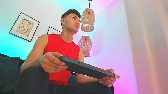 orlando yate online show from March 19, 2025, 12:34 pm