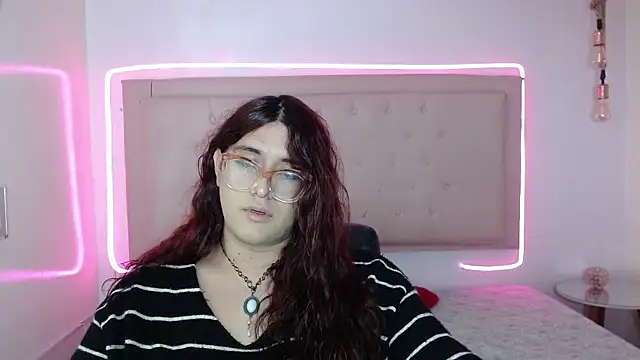 kathepickmanx online show from October 18, 2025, 4:04 am