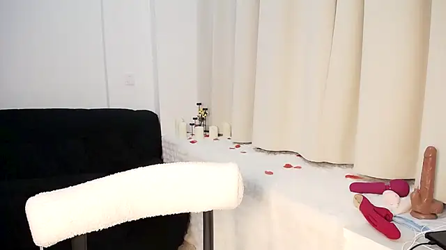 Hey-Cute online show from January 26, 2025, 12:54 pm