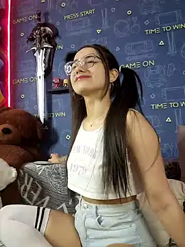 LittleX Angel online show from February 8, 2025, 7:59 am