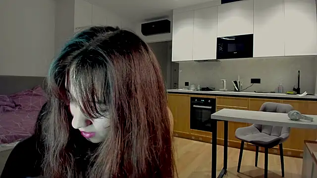 anna elfi online show from September 20, 2025, 9:27 pm