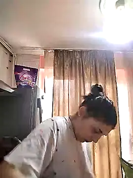 Rosanna Rennie online show from February 9, 2025, 8:44 am