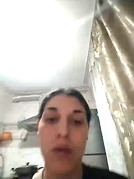 Rosanna Rennie online show from February 18, 2025, 3:43 pm