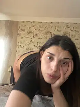 Rosanna Rennie online show from February 22, 2025, 9:45 am