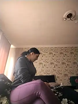 Rosanna Rennie online show from March 3, 2025, 10:06 am