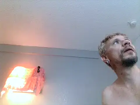 AQuickPhyx online show from February 16, 2025, 8:54 am