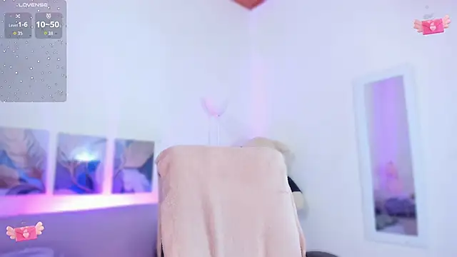 Kathe slim online show from November 14, 2025, 4:49 pm