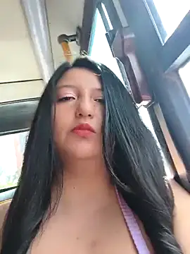 Melyy Edii online show from June 4, 2026, 7:31 pm