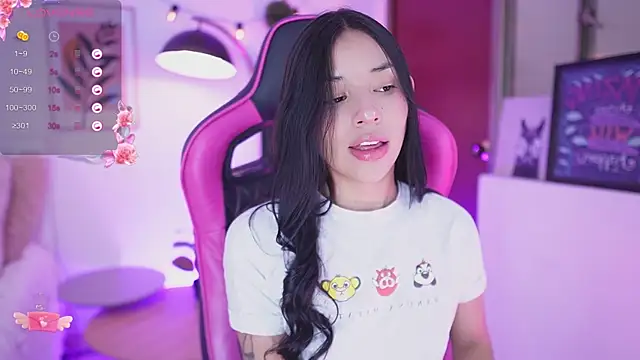 Snapshot of Hade_collinss chatting on March 14, 2025, 7:12 pm Hade collinss online show from March 14, 2025, 7:12 pm