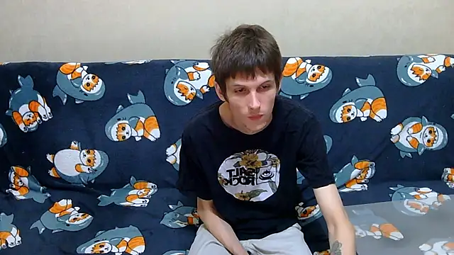 Snapshot of Lester_Broo chatting on August 2, 2026, 7:45 pm Lester Broo online show from August 2, 2026, 7:45 pm