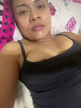 Yessica 832 online show from March 14, 2025, 3:04 am