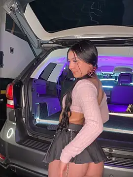 ahri moon1 online show from September 28, 2025, 1:27 pm