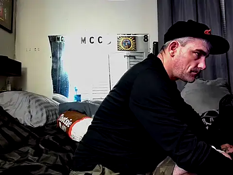 1badfucka online show from March 1, 2025, 5:52 am