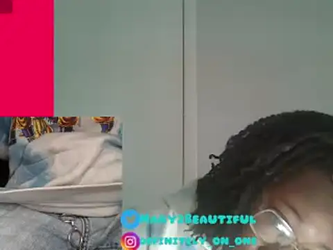 Snapshot of dragdemballznme chatting on January 15, 2025, 4:11 pm dragdemballznme online show from January 15, 2025, 4:11 pm