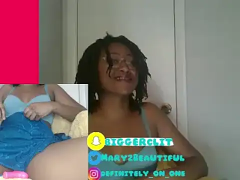 Snapshot of dragdemballznme chatting on January 27, 2025, 9:22 pm dragdemballznme online show from January 27, 2025, 9:22 pm
