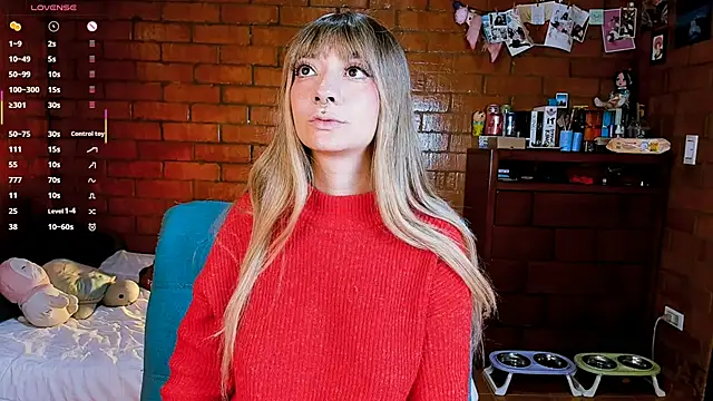 Annycolin  online show from April 18, 2026, 10:32 pm