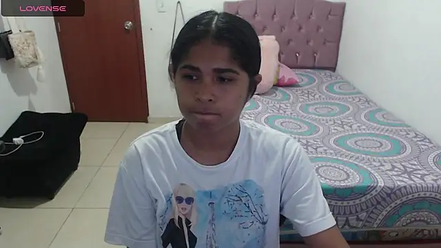 july-feria online show from February 5, 2025, 12:31 am