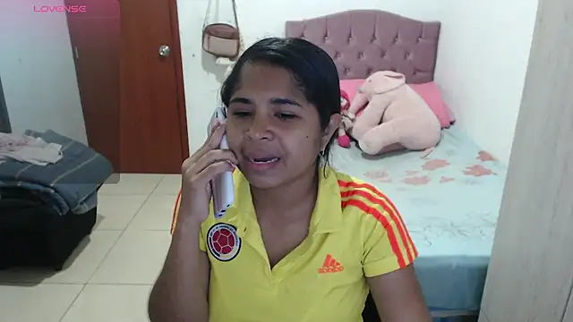 july-feria online show from November 18, 2025, 10:25 pm