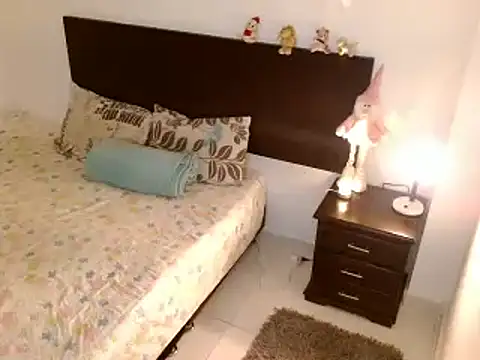 Snapshot of Aurrorasweet chatting on February 10, 2025, 2:41 am Aurrorasweet online show from February 10, 2025, 2:41 am