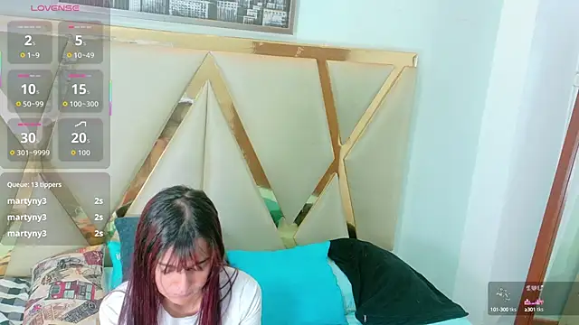 hot-littlechill online show from October 16, 2025, 7:26 pm