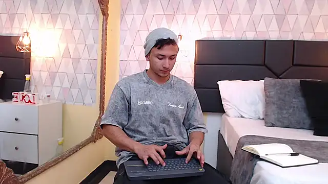 BrandonColee online show from February 8, 2025, 6:33 pm