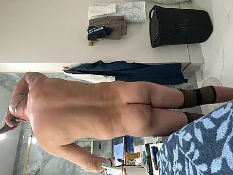 carlospingalinda online show from March 5, 2026, 12:06 am