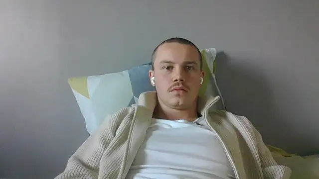 Snapshot of purplhouse chatting on January 12, 2025, 2:19 pm purplhouse online show from January 12, 2025, 2:19 pm