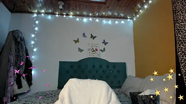 nataparis online show from February 9, 2025, 12:28 am