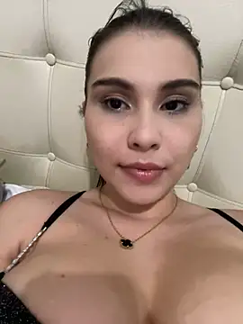 Aitana Hilton  online show from March 18, 2025, 11:53 pm