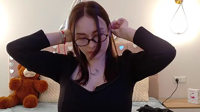 Lilliana Moon online show from February 28, 2025, 11:03 am