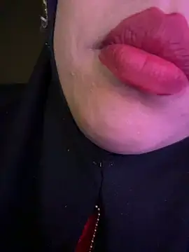 Snapshot of zahra_Jalid chatting on June 21, 2026, 12:24 am zahra Jalid online show from June 21, 2026, 12:24 am