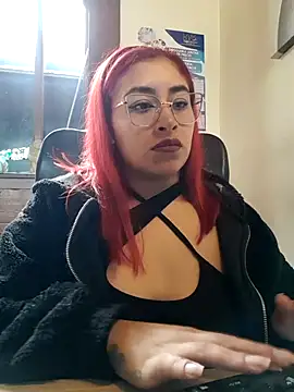 AnonymousGirl online show from November 18, 2025, 3:05 pm