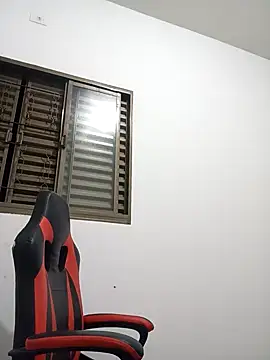 Snapshot of Frdrereeee chatting on November 10, 2025, 7:40 am Frdrereeee online show from November 10, 2025, 7:40 am