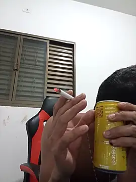 Snapshot of Frdrereeee chatting on November 10, 2025, 7:46 pm Frdrereeee online show from November 10, 2025, 7:46 pm