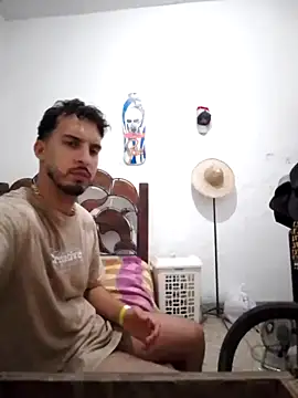 alejo5288 online show from September 21, 2025, 10:17 am