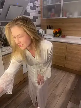 Miroslavadzm1 online show from February 10, 2026, 12:09 pm