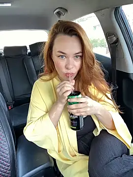 Kelley Allie online show from November 17, 2025, 8:09 am