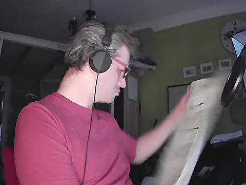 stary-w-kalesonach online show from September 10, 2025, 4:23 am