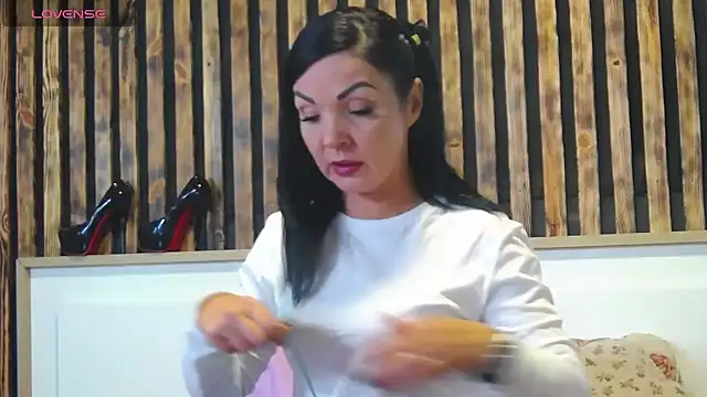 Snapshot of Tory_Lovi chatting on October 15, 2025, 12:27 pm Tory Lovi online show from October 15, 2025, 12:27 pm