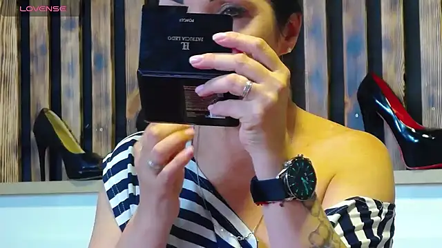 Snapshot of Tory_Lovi chatting on March 23, 2026, 5:44 am Tory Lovi online show from March 23, 2026, 5:44 am