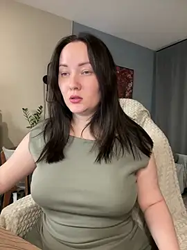 Snapshot of Kiss_My_Body chatting on April 1, 2026, 4:48 pm Kiss My Body online show from April 1, 2026, 4:48 pm