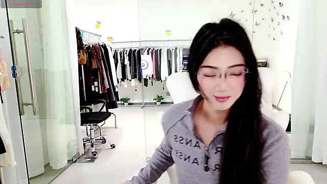 miaomiao-777 online show from October 13, 2025, 1:49 am