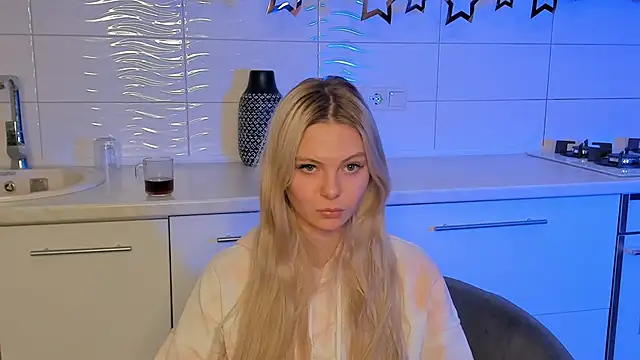 SynnoveEyre online show from January 22, 2025, 6:41 pm