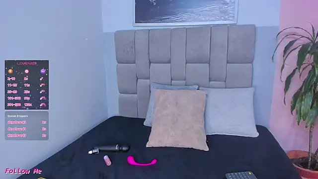 Snapshot of janna_lopez_ chatting on December 20, 2025, 12:01 pm janna lopez online show from December 20, 2025, 12:01 pm