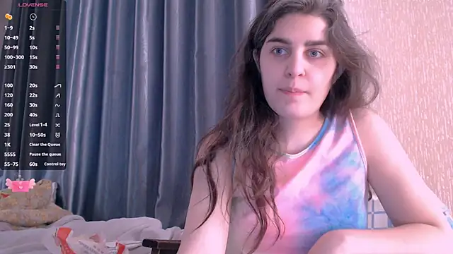 Snapshot of _Roselina_ chatting on February 14, 2025, 7:49 am Roselina online show from February 14, 2025, 7:49 am